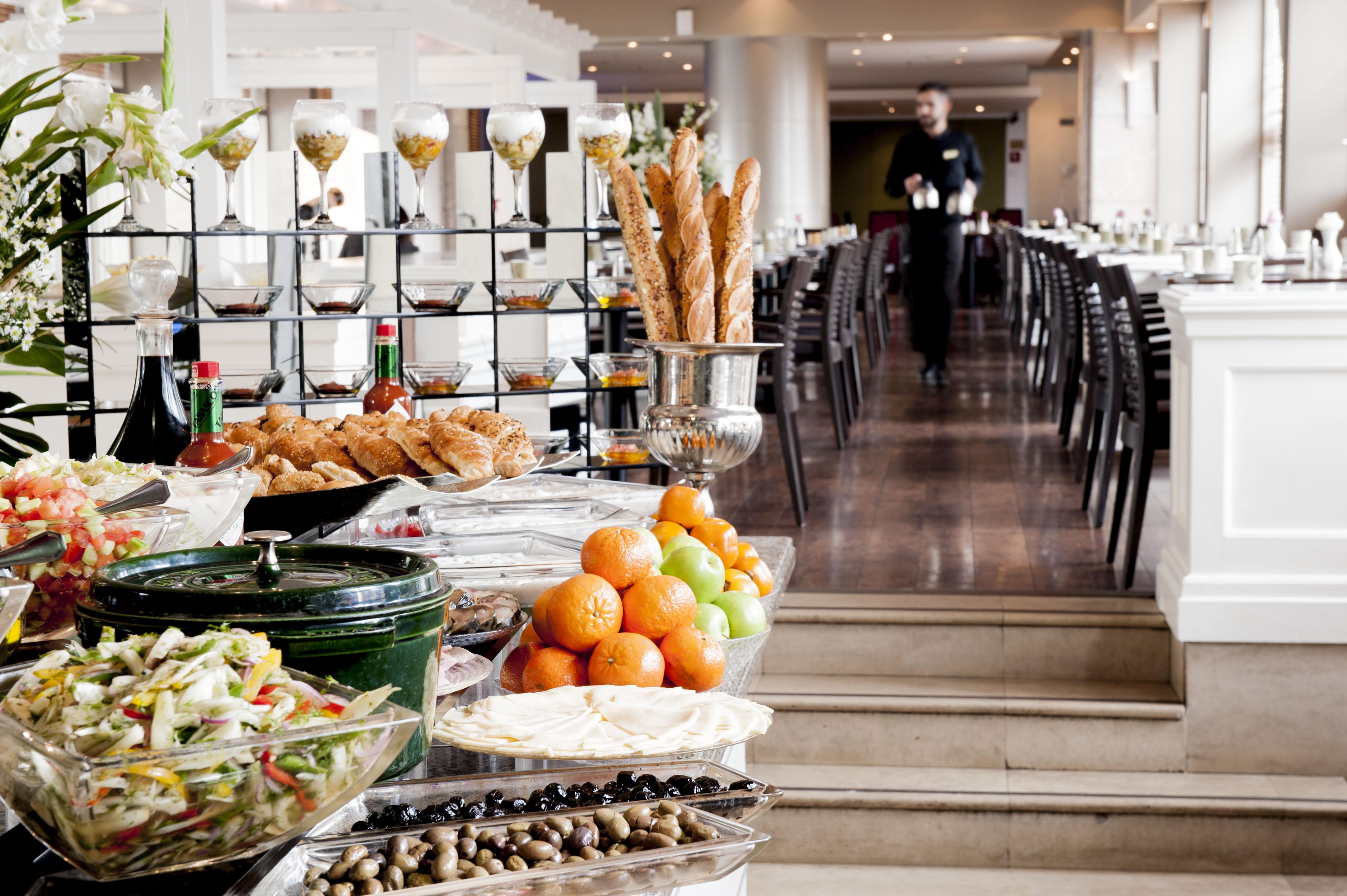 Leonardo City Tower Hotel Tel Aviv Giv'atayim Εξωτερικό φωτογραφία The restaurant