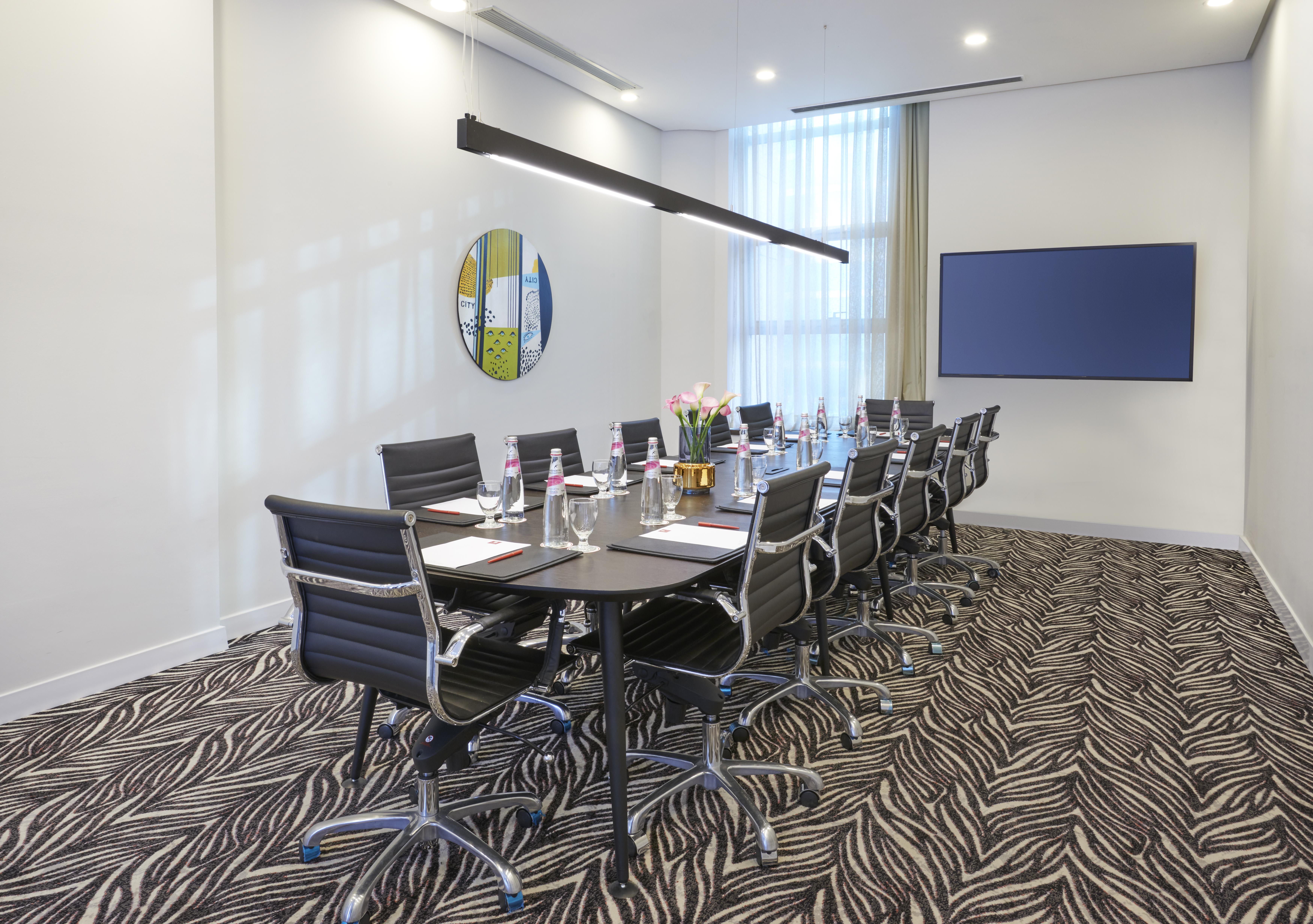 Leonardo City Tower Hotel Tel Aviv Giv'atayim Εξωτερικό φωτογραφία Meeting room