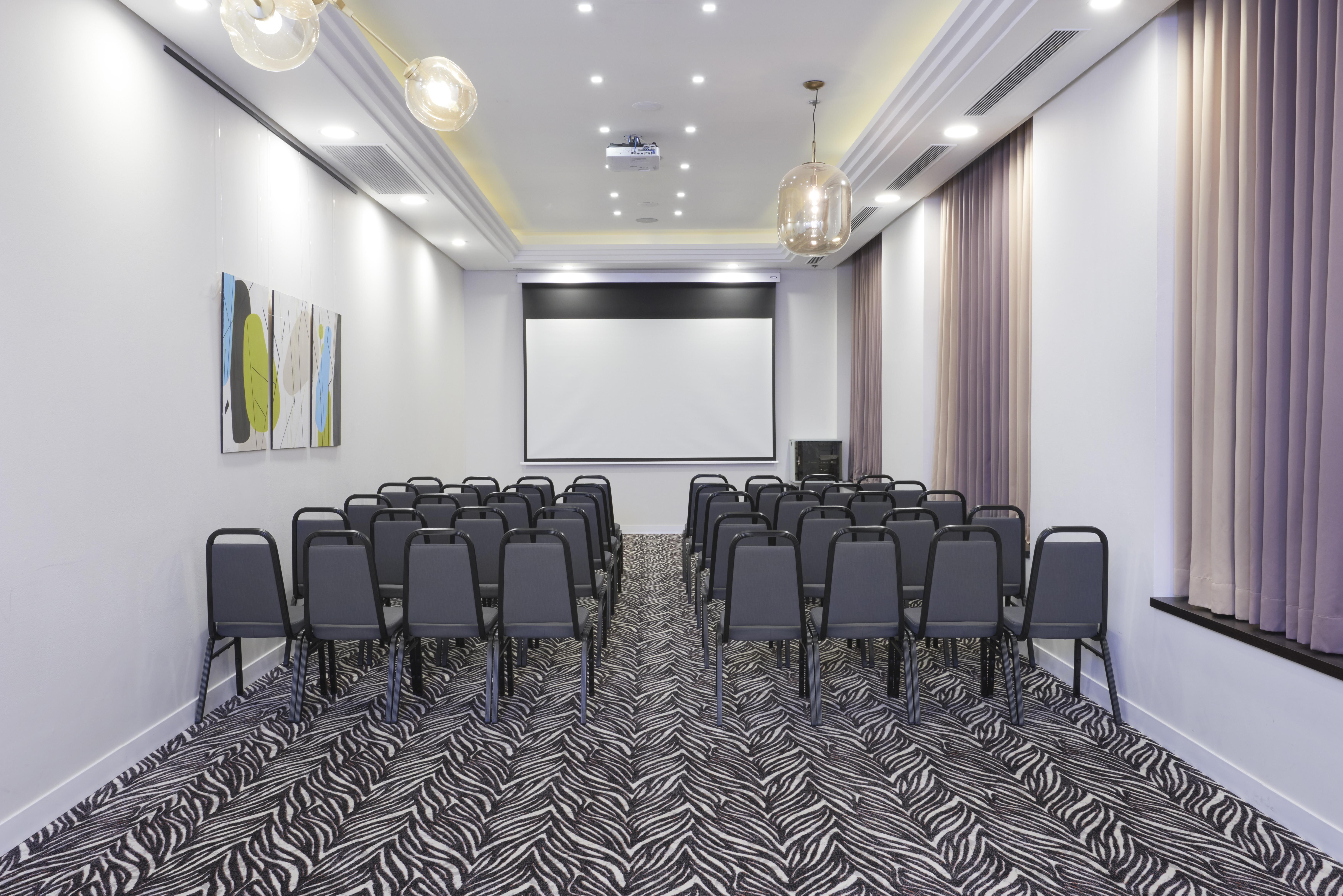 Leonardo City Tower Hotel Tel Aviv Giv'atayim Εξωτερικό φωτογραφία Meeting room