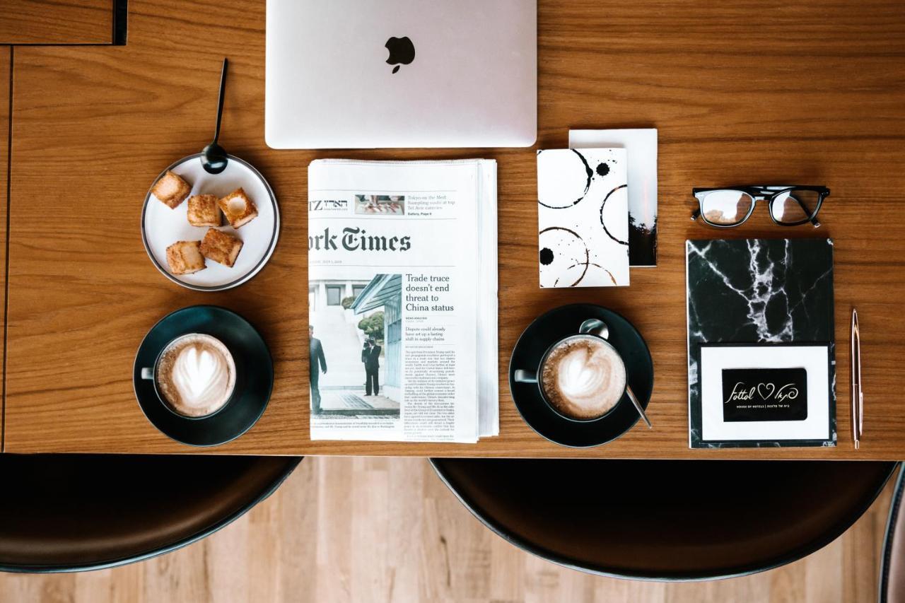 Leonardo City Tower Hotel Tel Aviv Giv'atayim Εξωτερικό φωτογραφία The New York Times
